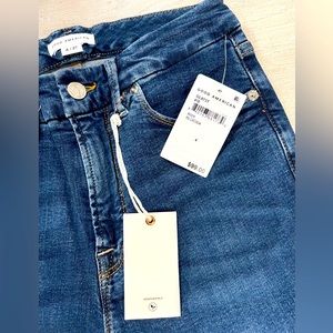 Good American Good Legs Jeans- size 8/29. BRAND NEW/NEVER WORN W/ TAGS